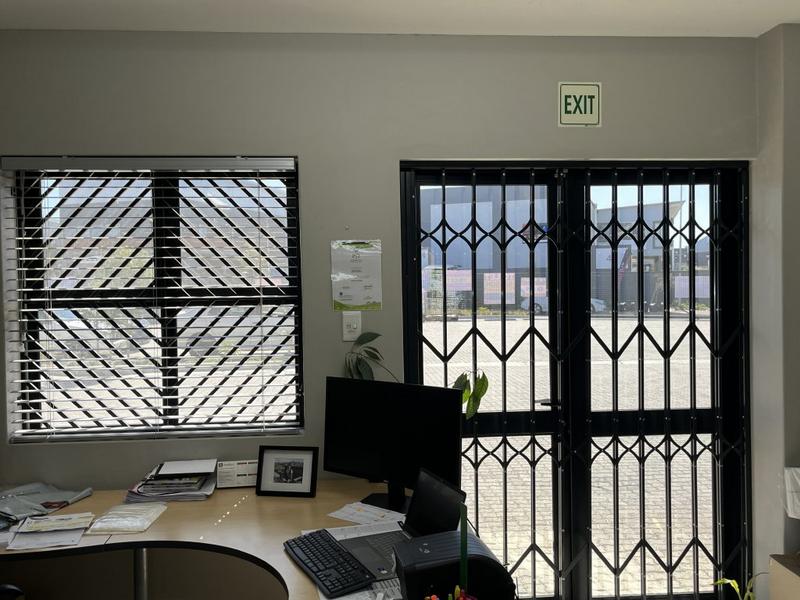 To Let commercial Property for Rent in Rivergate Western Cape